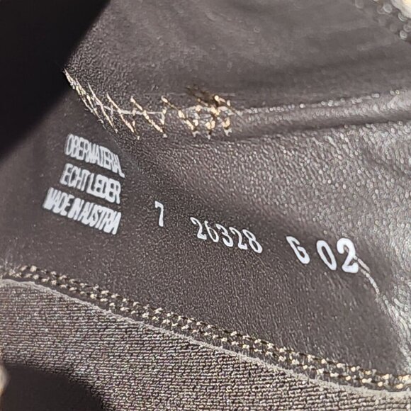 NEW Paul Green Shasta Ankle Bootie  UK Size 7 Sahara Tan Nubuck Pull On Chelsea - Picture 12 of 13